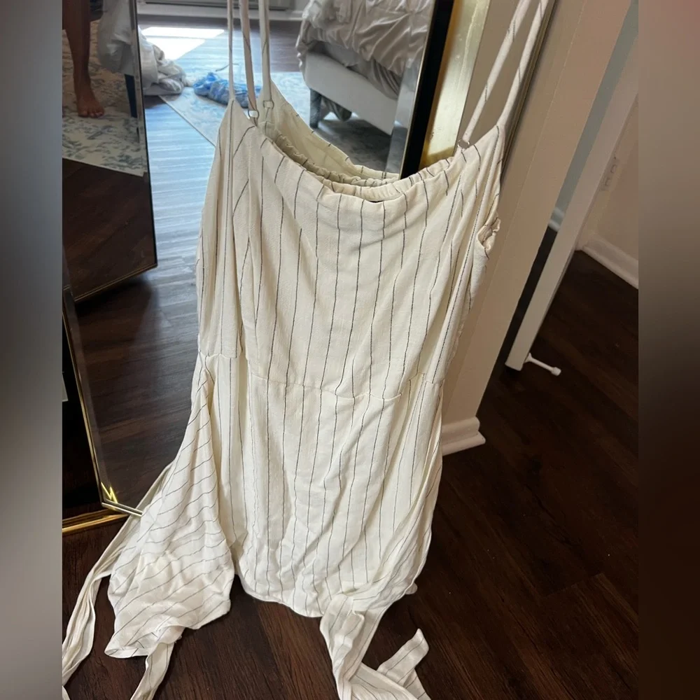 Mini wrap dress - Picture 2 of 2